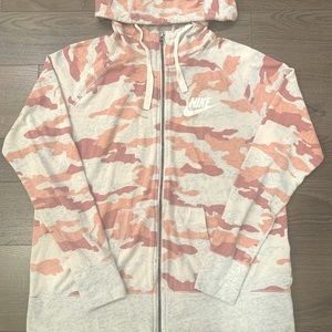 Nike Women's Sportswear Gym Vintage Camo Full-Zip Hoodie